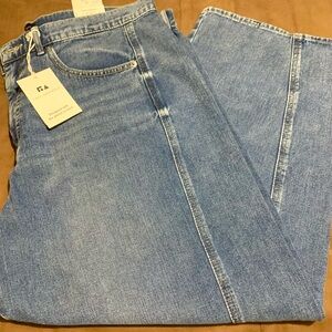 Free Assembly Mid Rise Barrel Jean